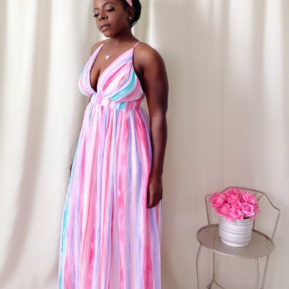 Deep V-Neck Princess Style Maxi - Picture 2 of 3